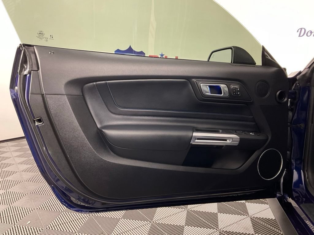 Used 2020 Ford Mustang GT Premium w/ GT Performance Package RWD image 14