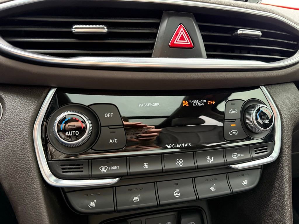 Used 2020 Hyundai Santa Fe Limited AWD/4WD image 17