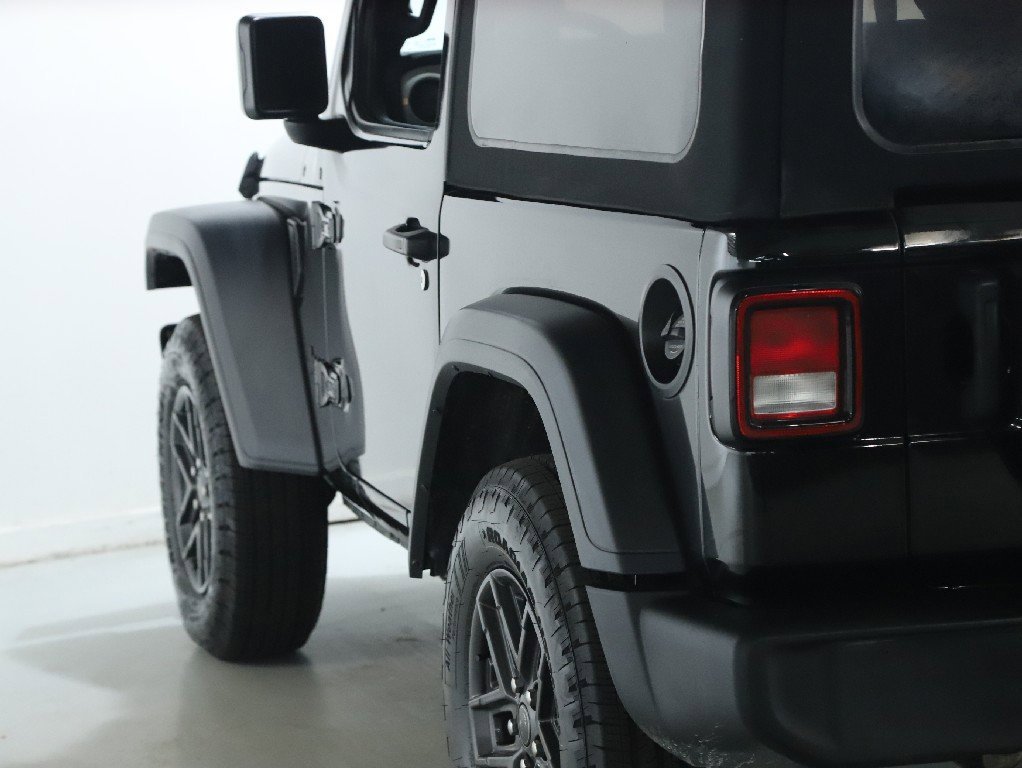 Used 2024 Jeep Wrangler Sport S image 38