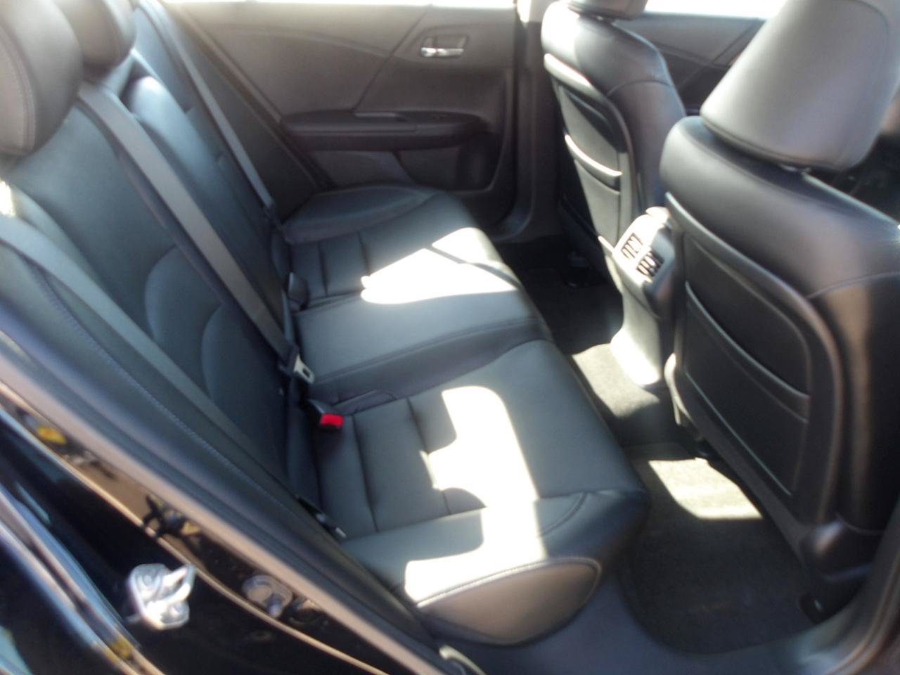 Used 2014 Honda Accord EX-L image 8