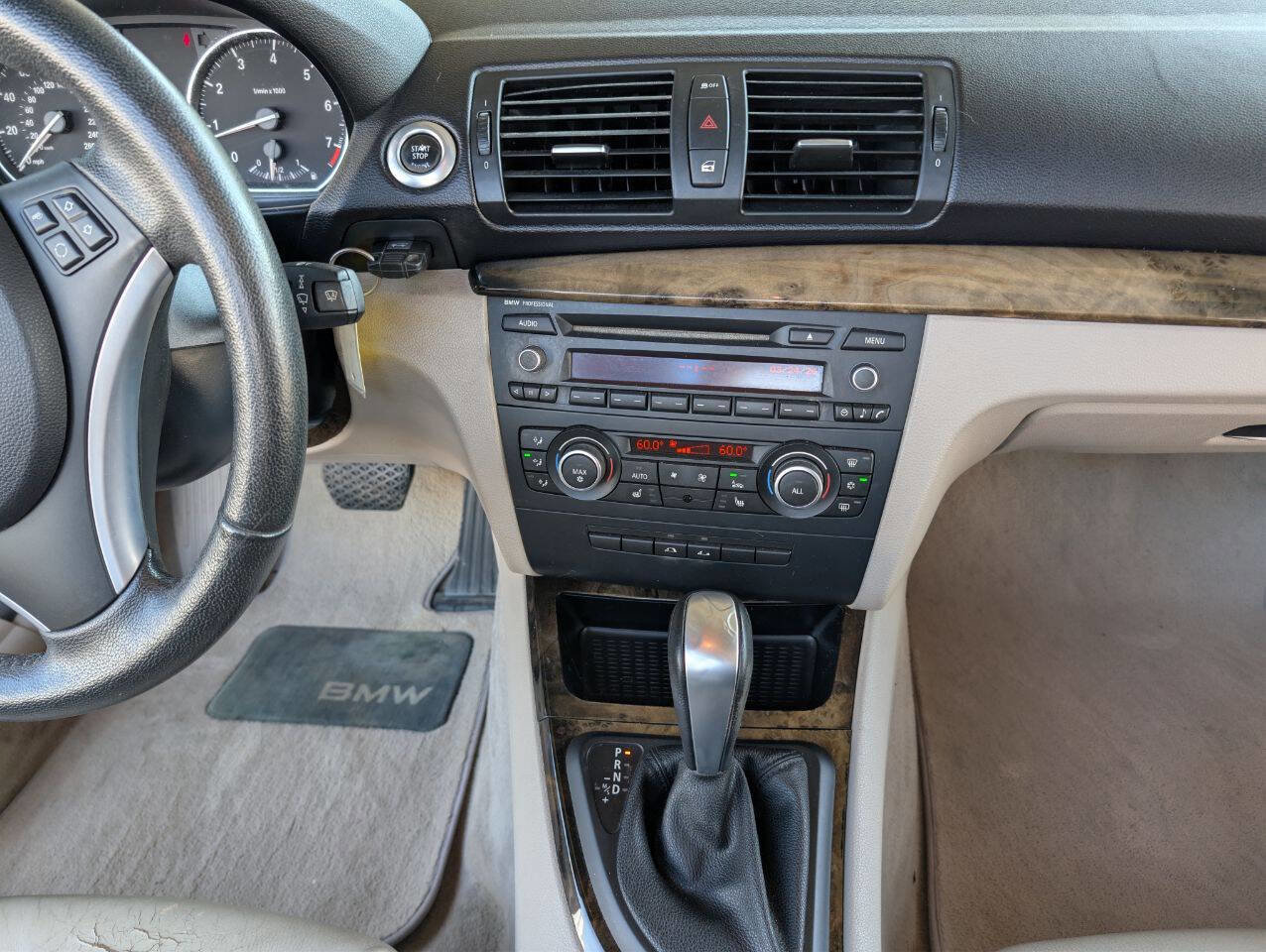 Used 2012 BMW 128i Convertible image 23