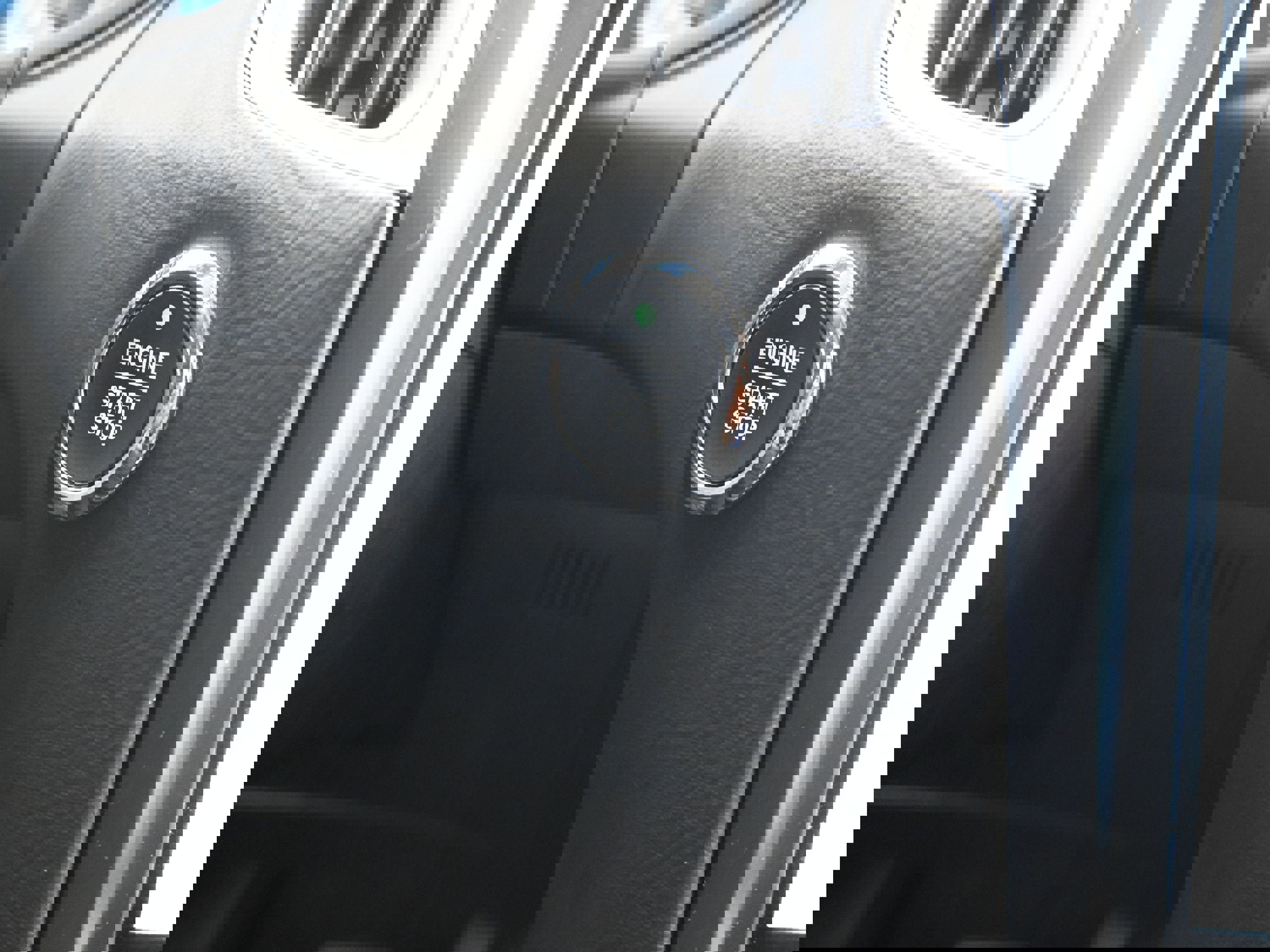 Used 2023 Ford Edge SEL image 15