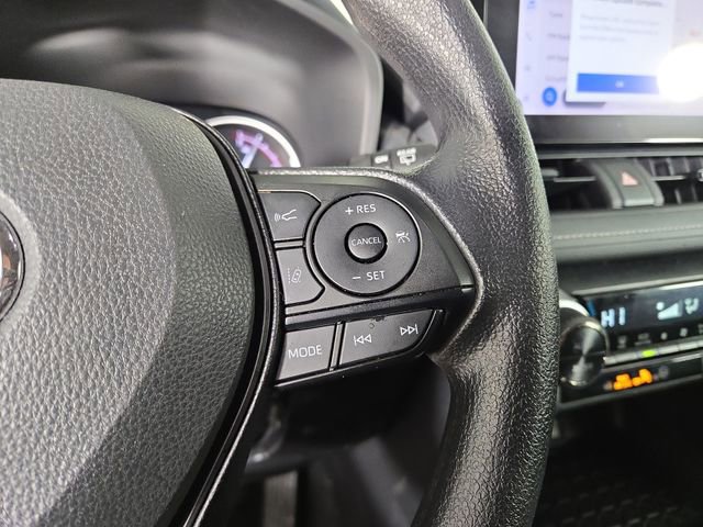 Used 2025 Toyota RAV4 XLE image 22