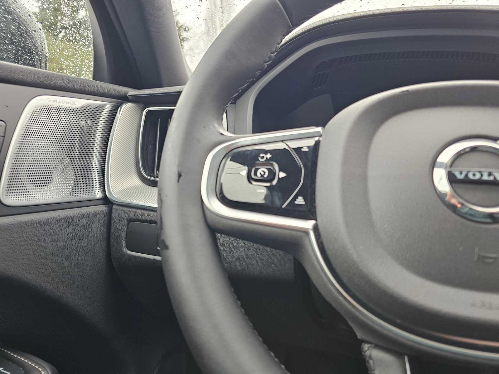 Certified 2025 Volvo XC60 T8 Polestar w/ Protection Package Premier AWD/4WD image 24
