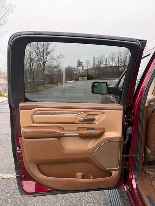 Used 2019 RAM 1500 Limited image 28