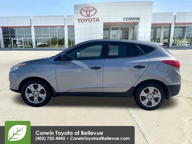 Used 2013 Hyundai Tucson GL FWD image 2