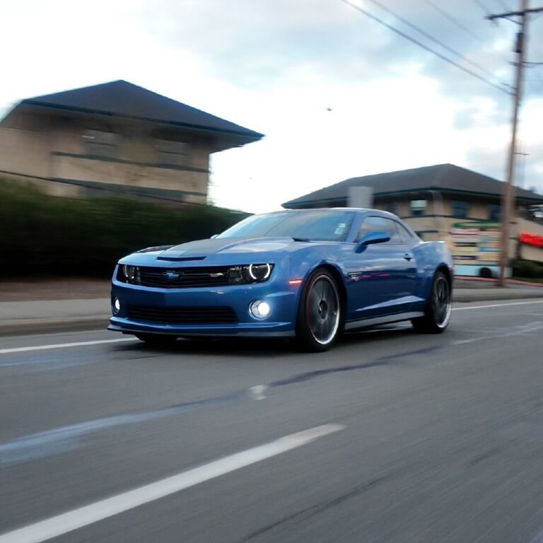 Used 2013 Chevrolet Camaro SS w/ Hot Wheels Special Edition image 2