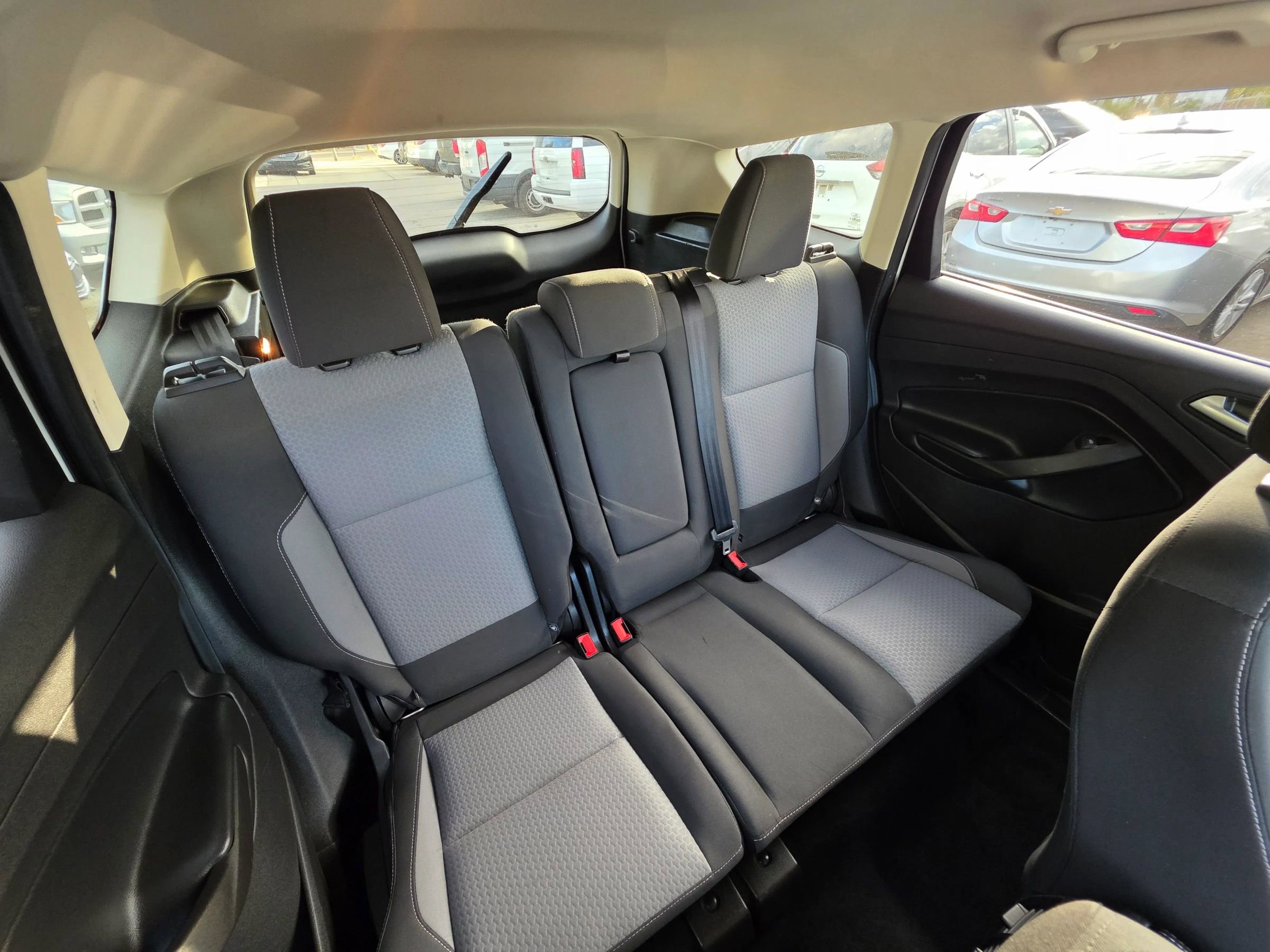 Used 2017 Ford Escape SE image 22