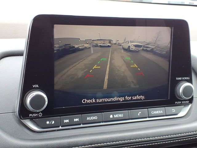Used 2023 Nissan Rogue S AWD/4WD image 19
