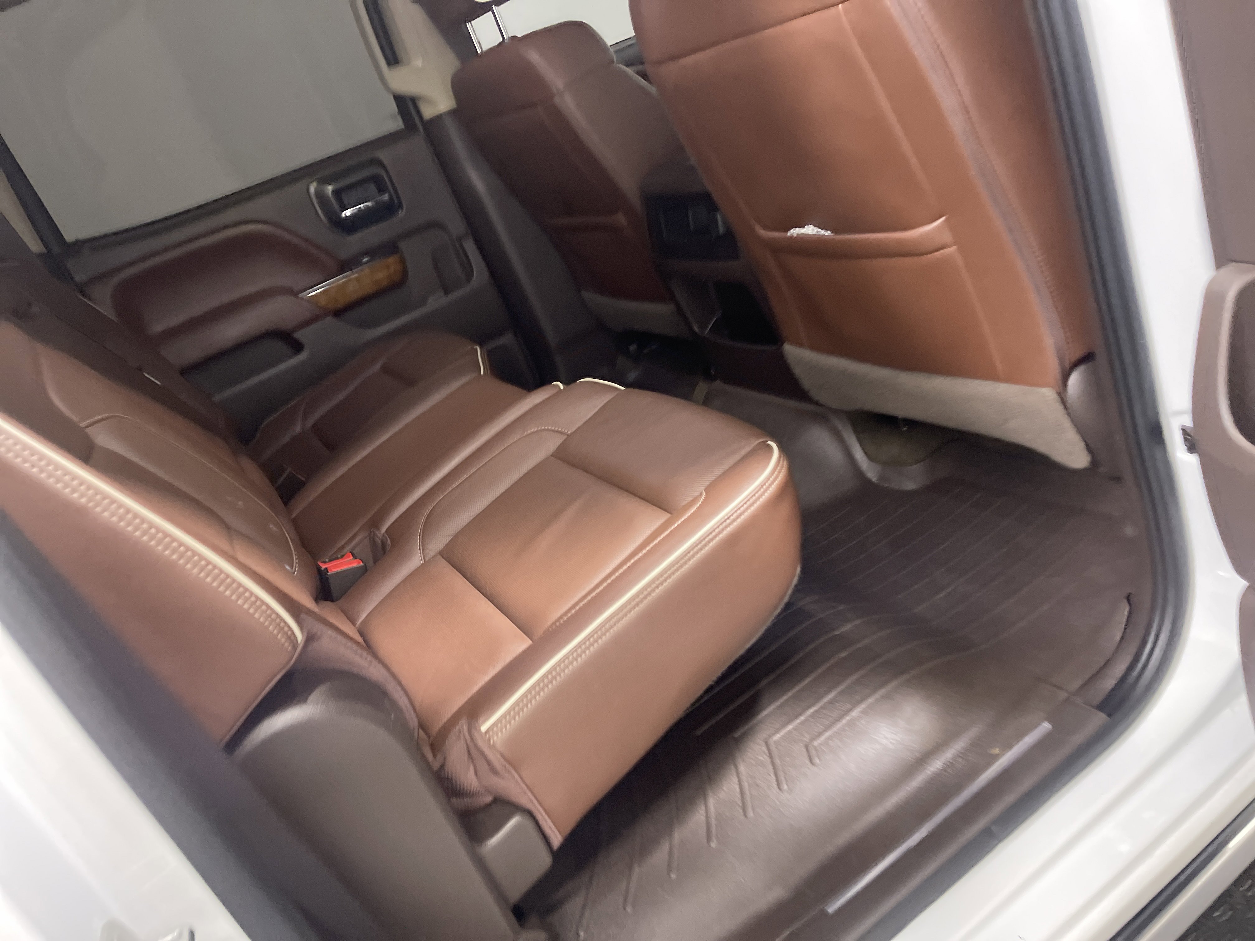 Used 2016 Chevrolet Silverado 1500 High Country w/ High Country Premium Package image 21