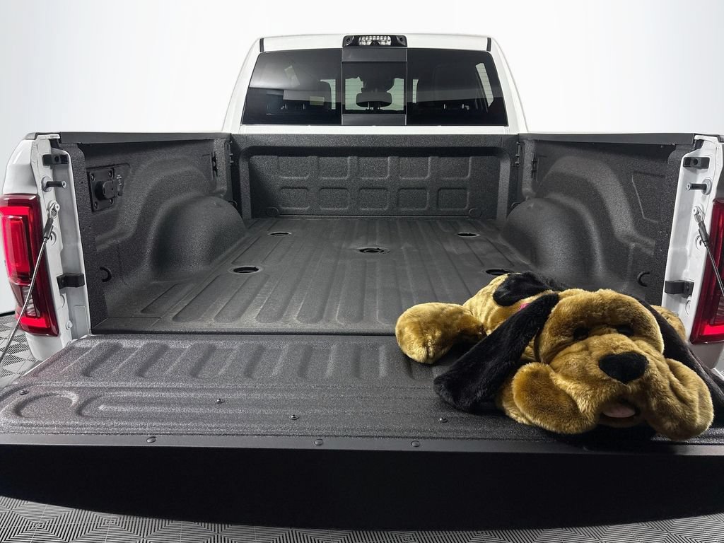 New 2027 RAM 2500 Laramie AWD/4WD image 17