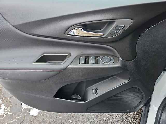 Used 2023 Chevrolet Equinox RS image 23