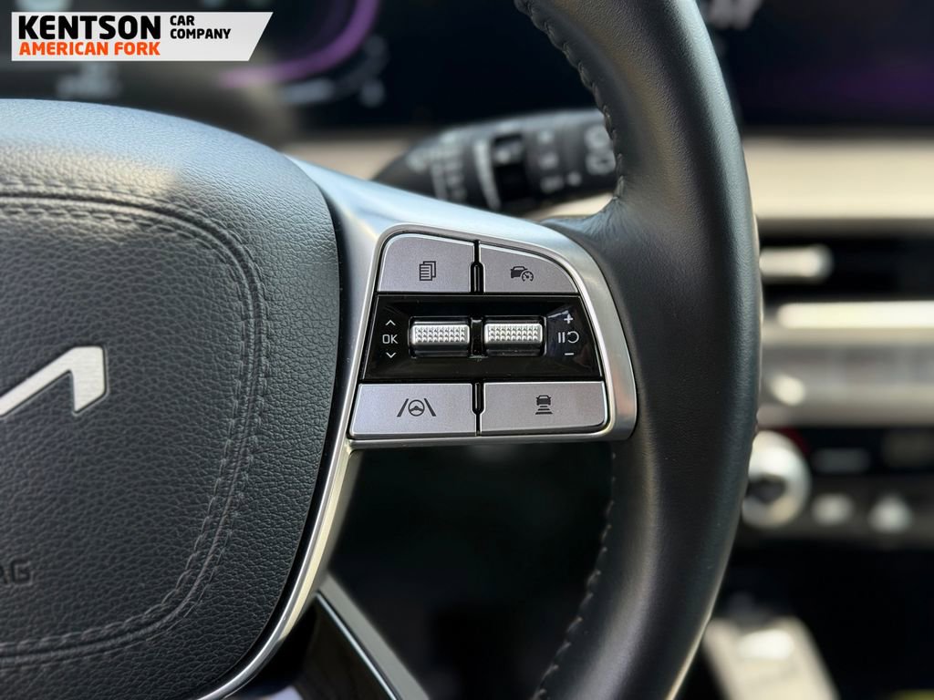 Used 2025 Kia Telluride S AWD/4WD image 18