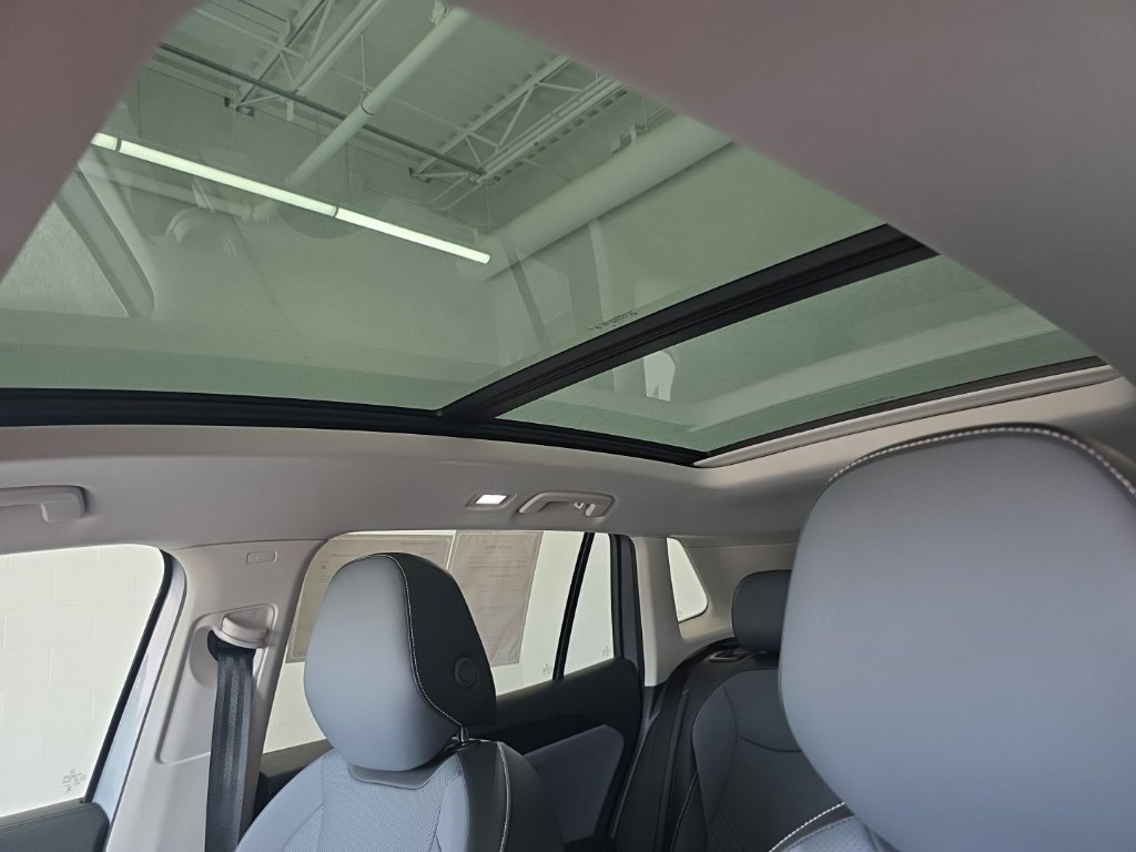 New 2026 Volkswagen Tiguan SE AWD/4WD image 42