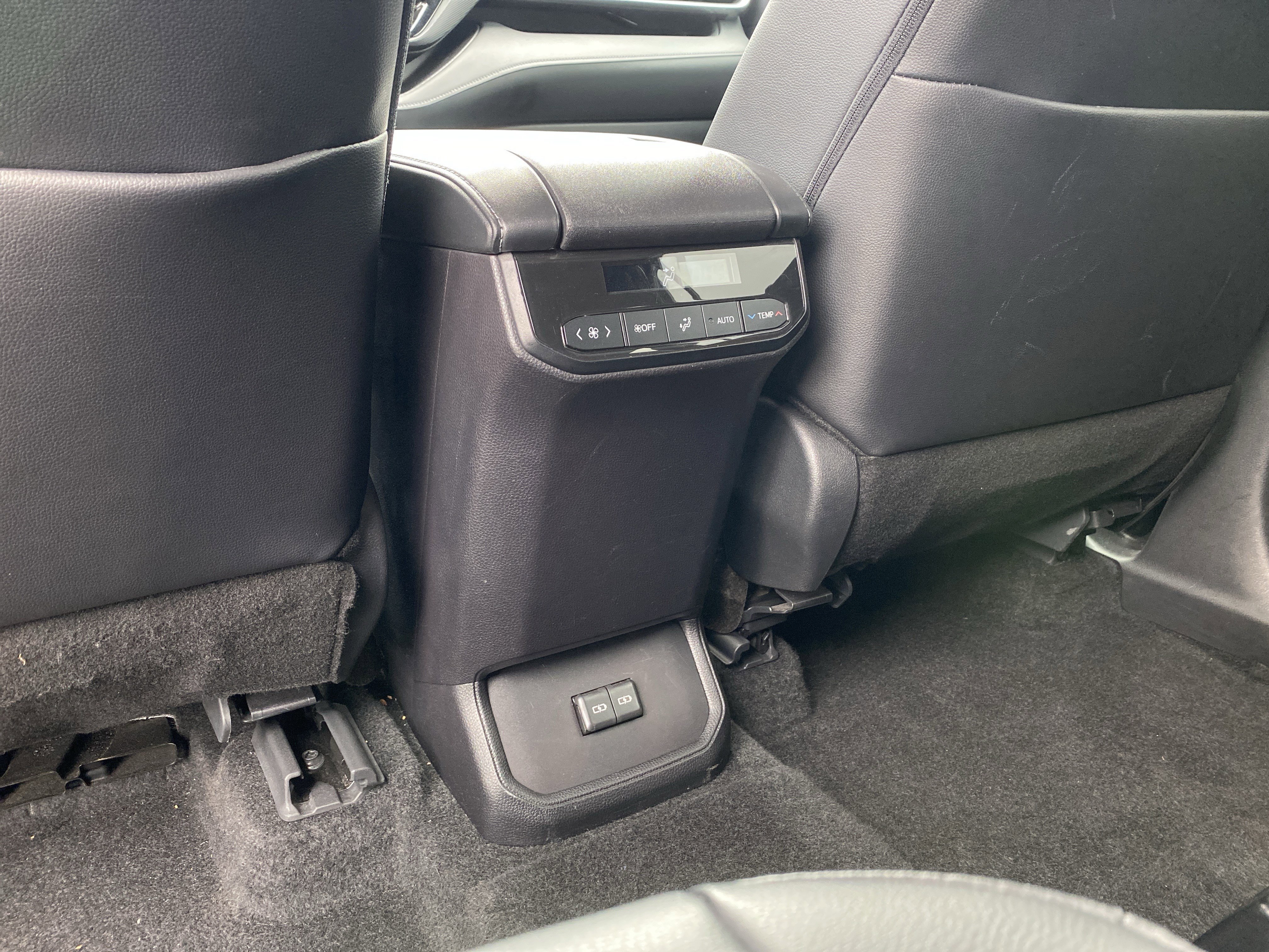 Used 2024 Toyota Highlander XSE image 53