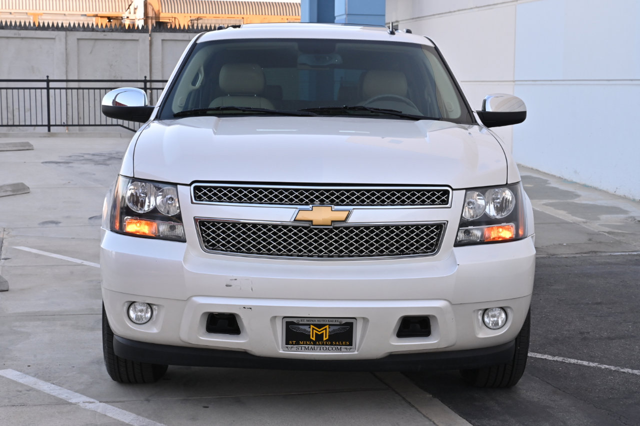 Used 2013 Chevrolet Suburban LTZ RWD image 10