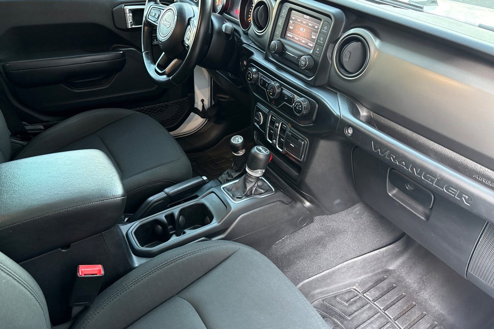 Used 2020 Jeep Wrangler Unlimited Sport S image 13