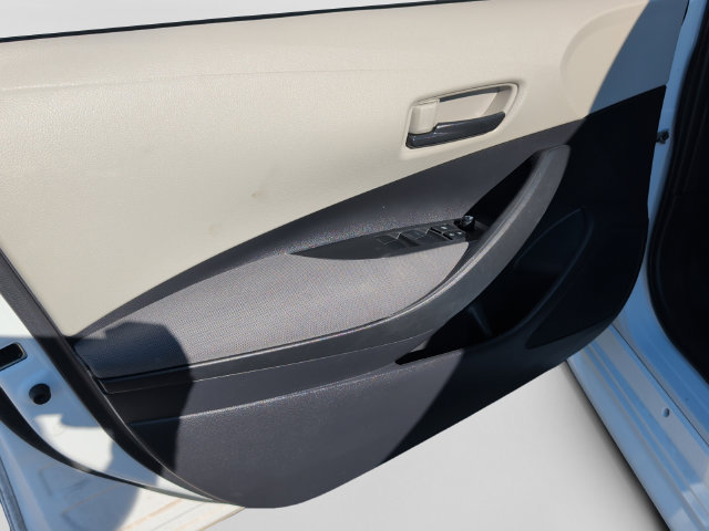 Used 2022 Toyota Corolla LE FWD image 10