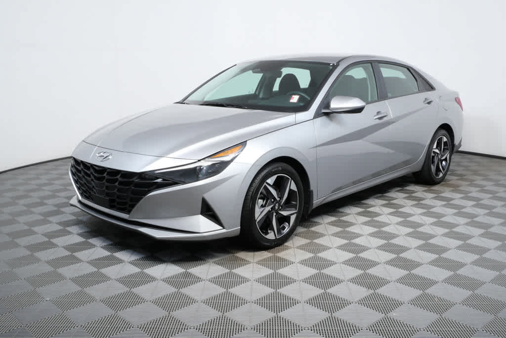 Certified 2023 Hyundai Elantra SEL w/ Convenience Package image 23