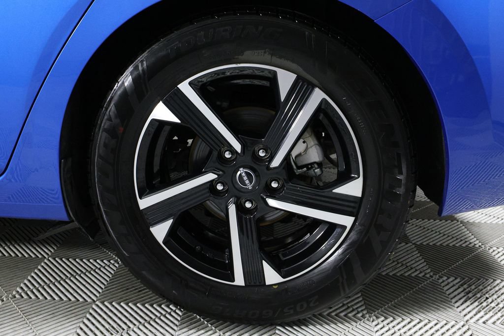 Used 2024 Nissan Sentra SV FWD image 30