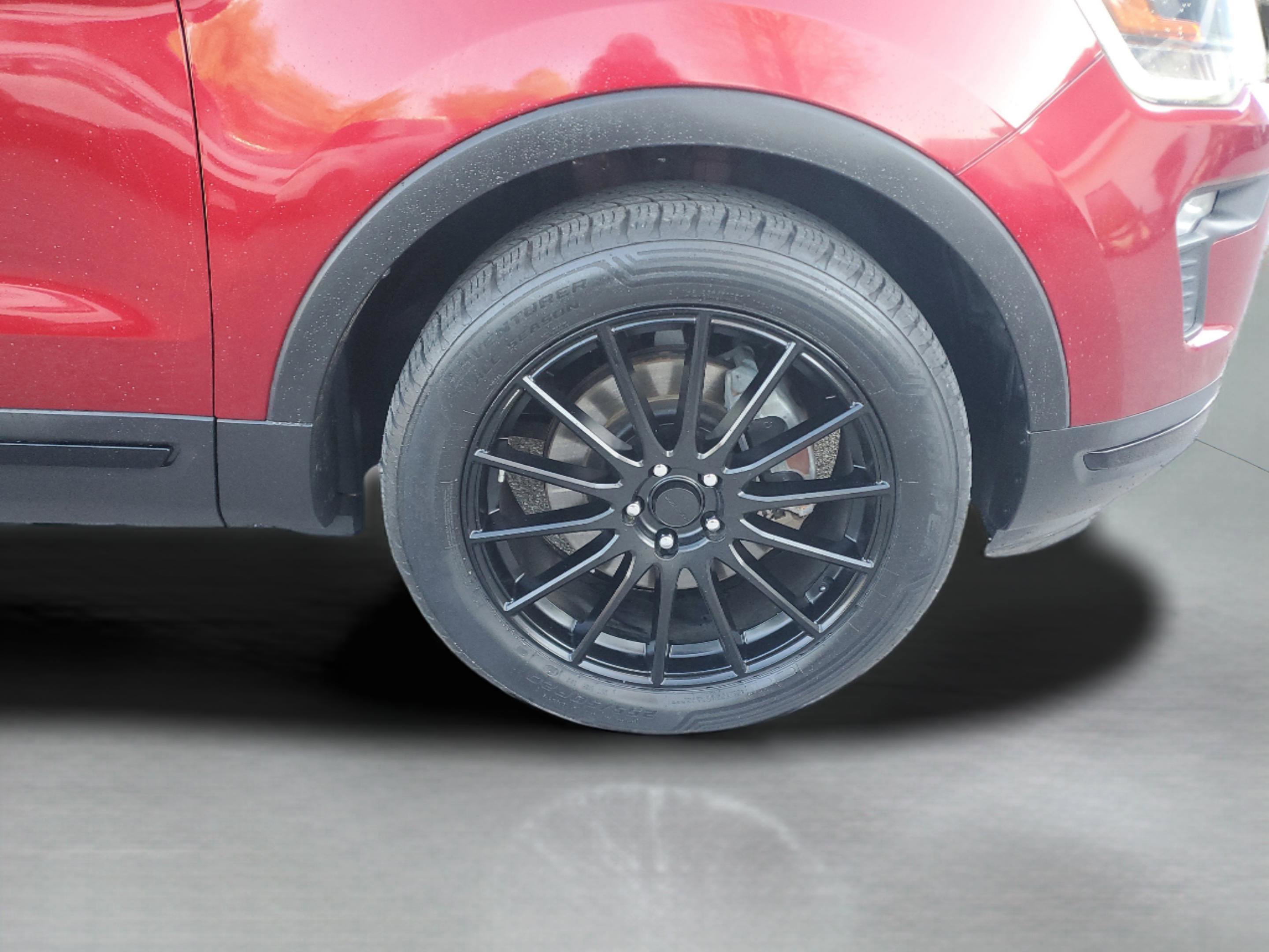 Used 2018 Ford Explorer Sport image 6