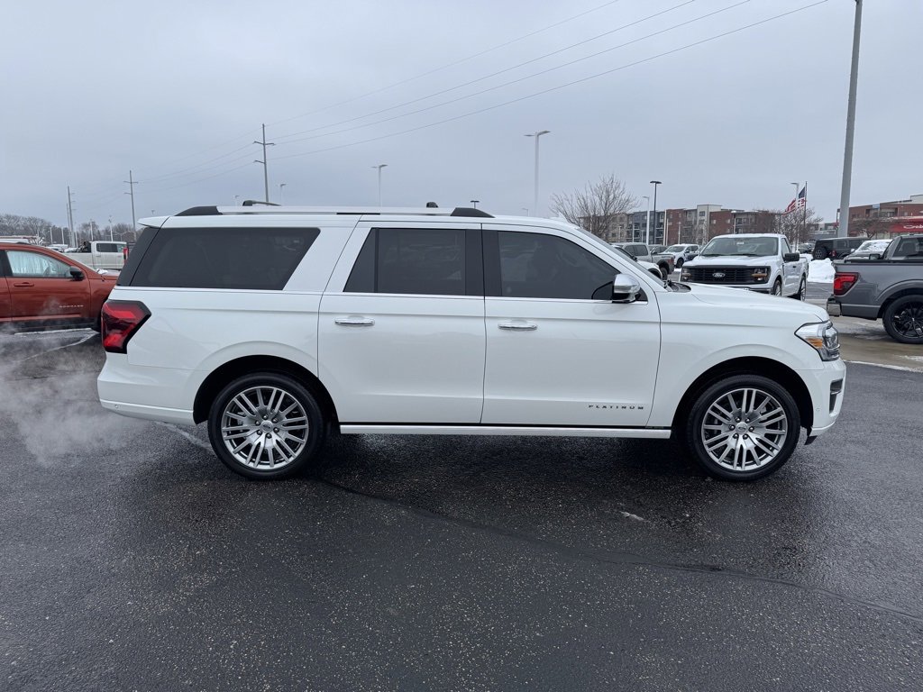 Certified 2024 Ford Expedition Max Platinum image 3