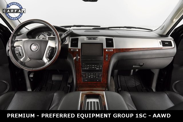 Used 2013 Cadillac Escalade Premium image 10