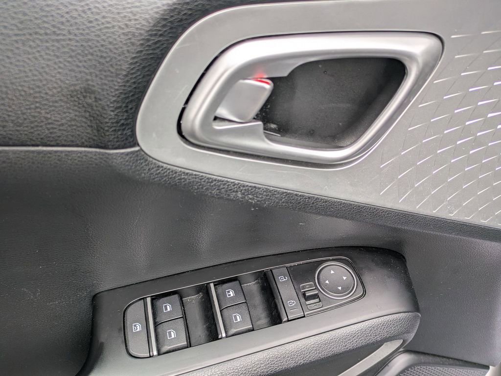 Used 2024 Kia Soul LX w/ Option Group 015 image 13