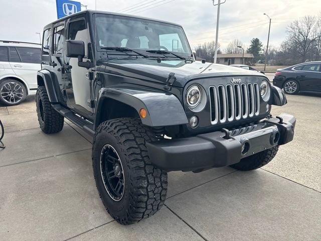 Used 2016 Jeep Wrangler Unlimited Sahara w/ Connectivity Group image 6