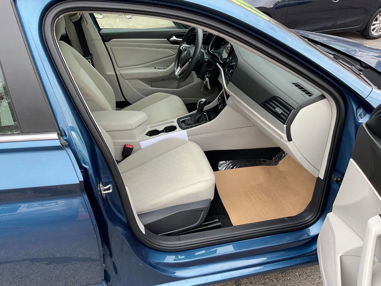 Used 2019 Volkswagen Jetta S image 17