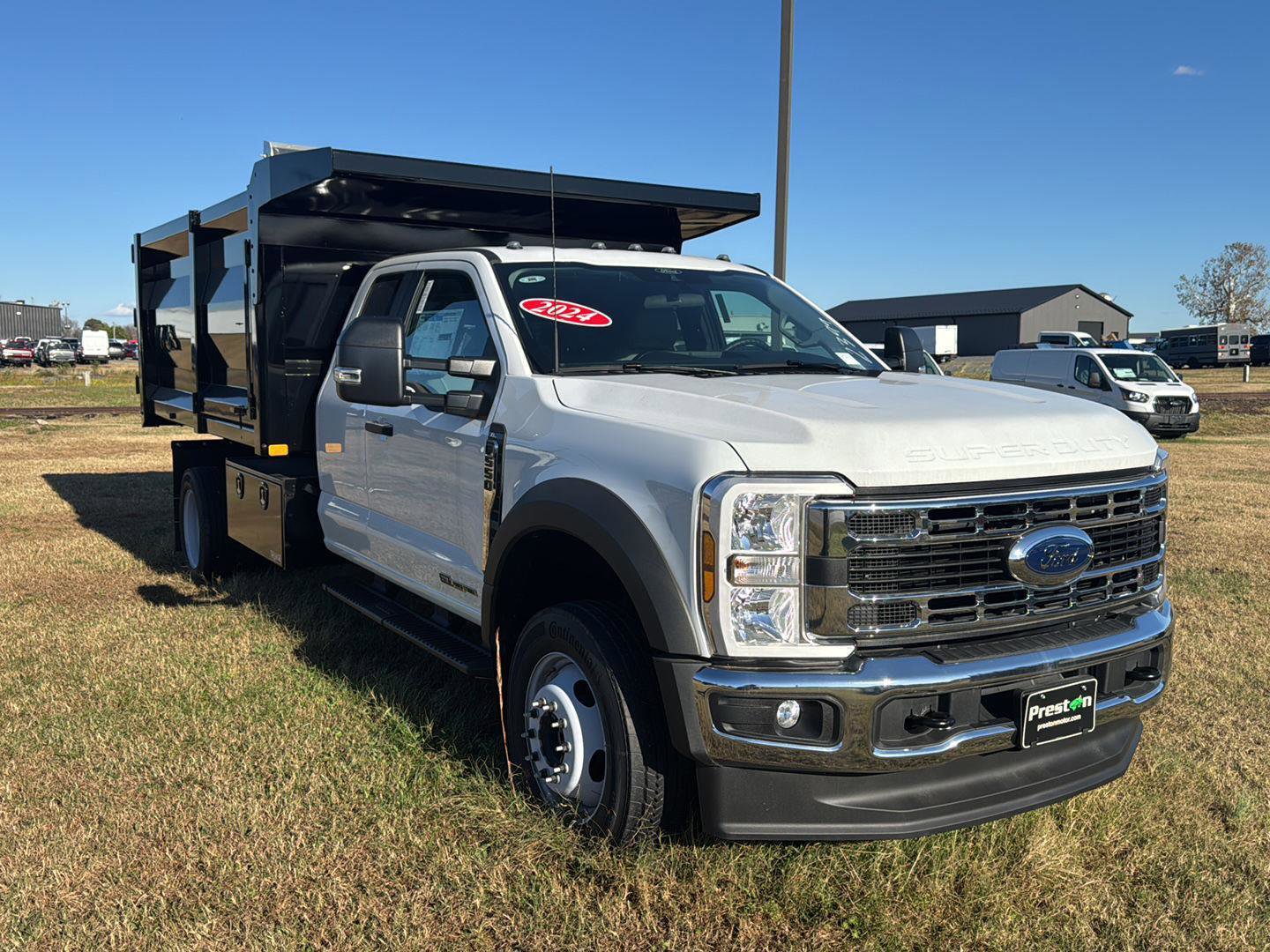 New 2024 Ford F550 4x4 SuperCab Super Duty image 4