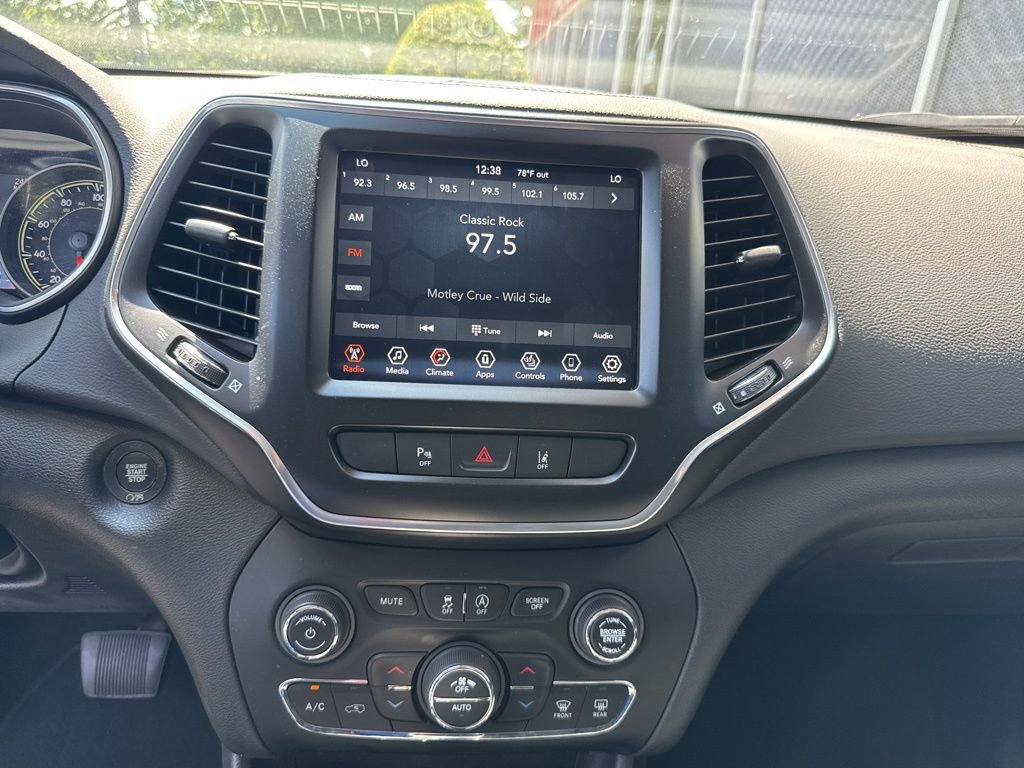 Used 2022 Jeep Cherokee Latitude Lux image 37