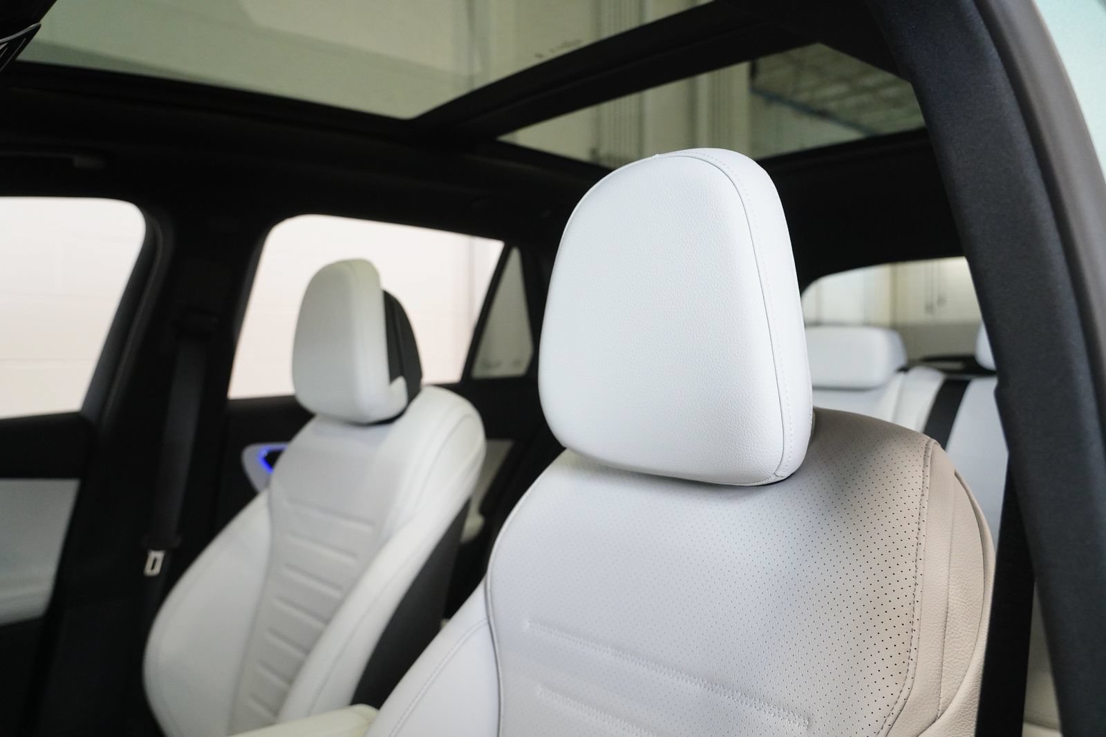 New 2026 Mercedes-Benz GLC 300 4MATIC image 15