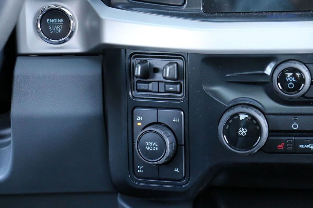 New 2026 Ford F250 XLT w/ XLT Premium Package image 33