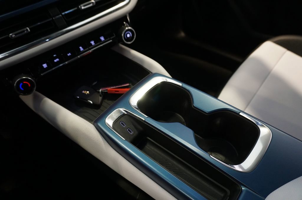 New 2026 Chevrolet Equinox EV LT image 14