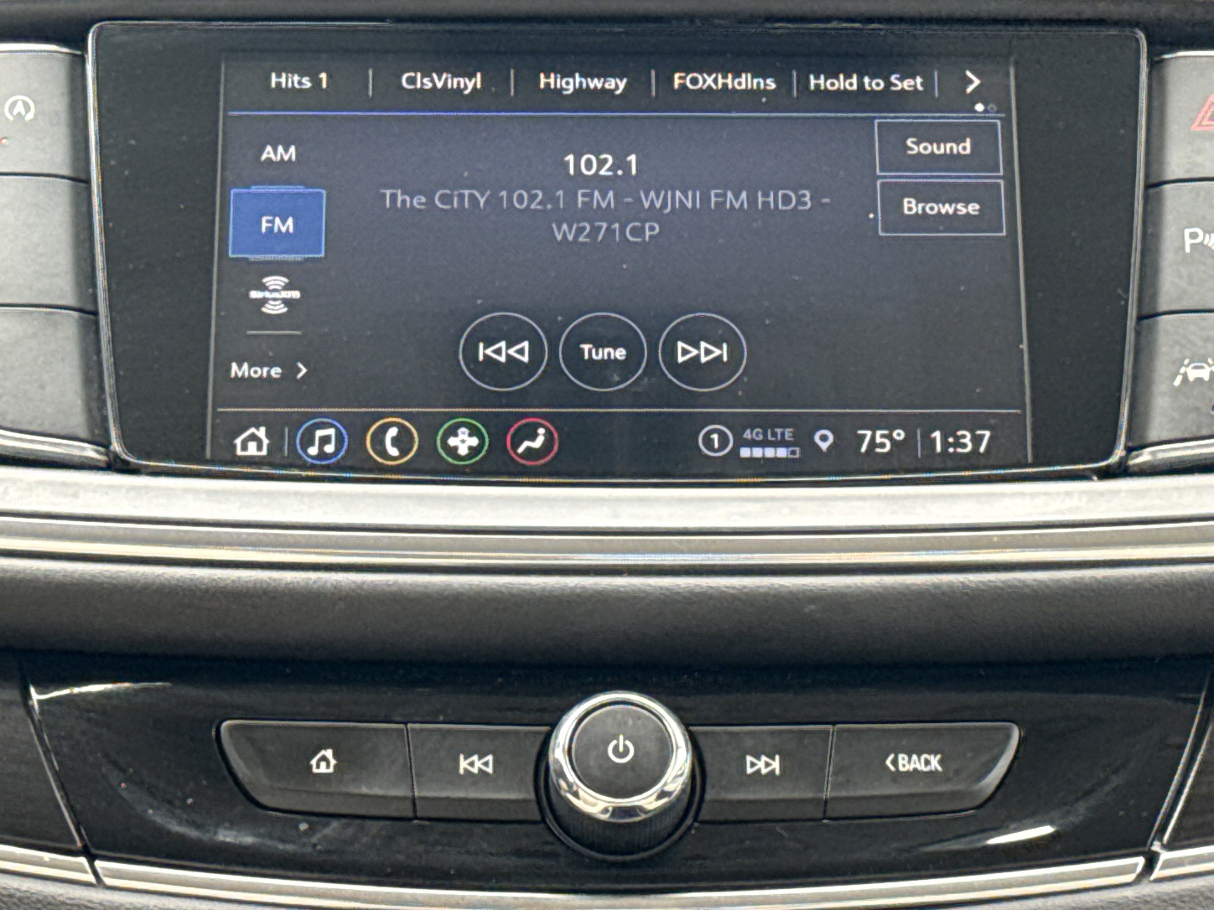 Used 2023 Buick Enclave Essence w/ Experience Buick Package FWD image 23