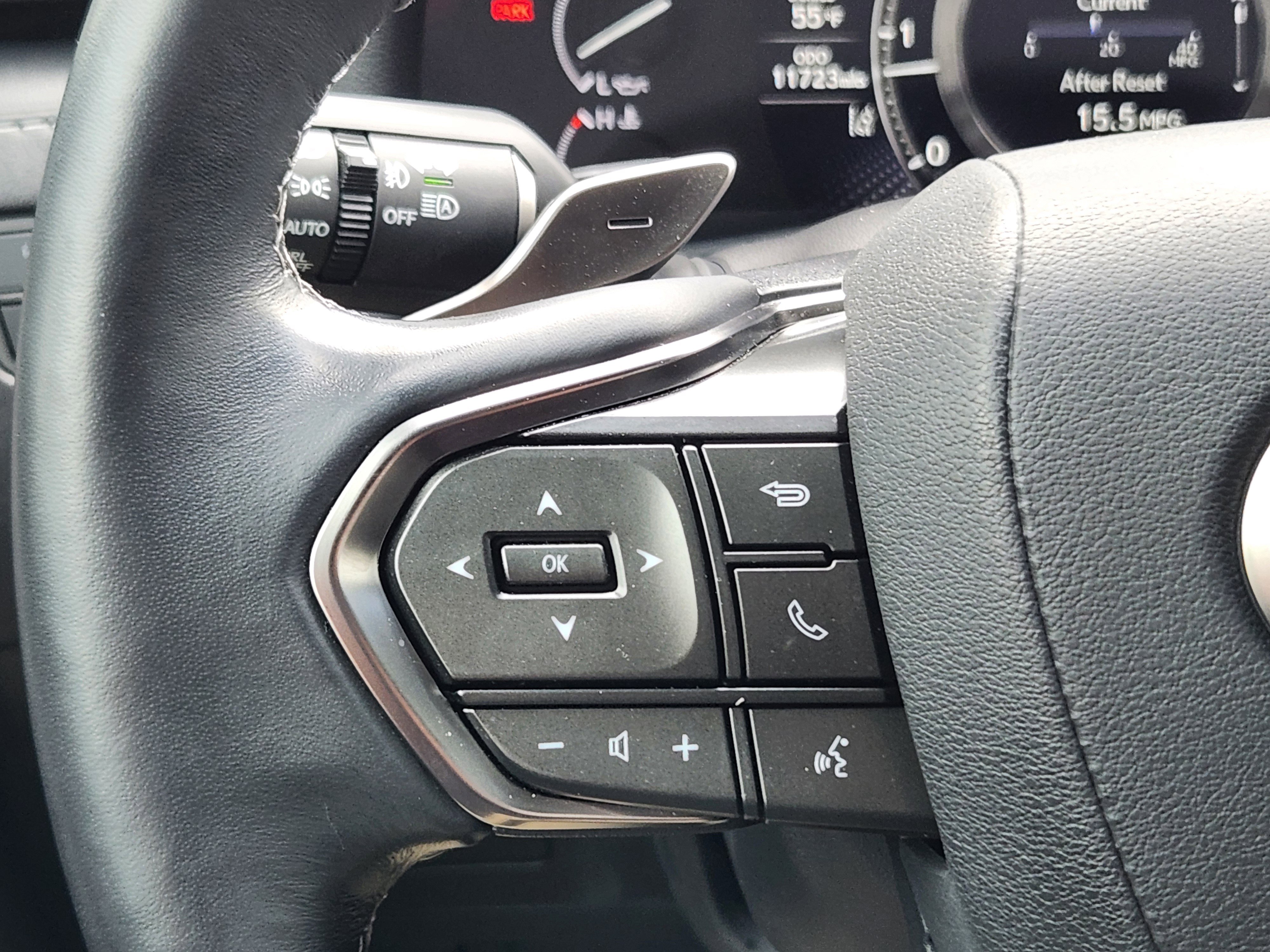Used 2023 Lexus LX 600 4WD w/ Appearance Package image 30