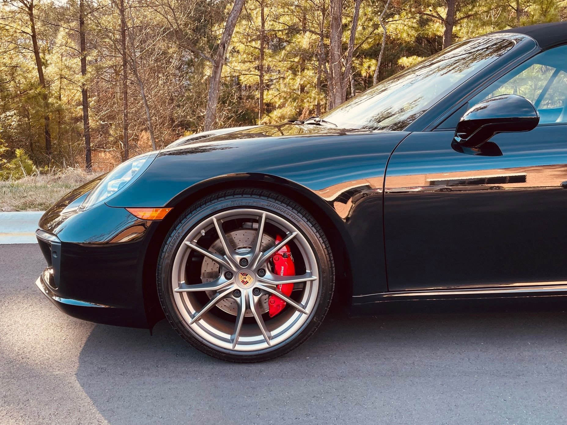 Used 2019 Porsche 911 Carrera S image 9