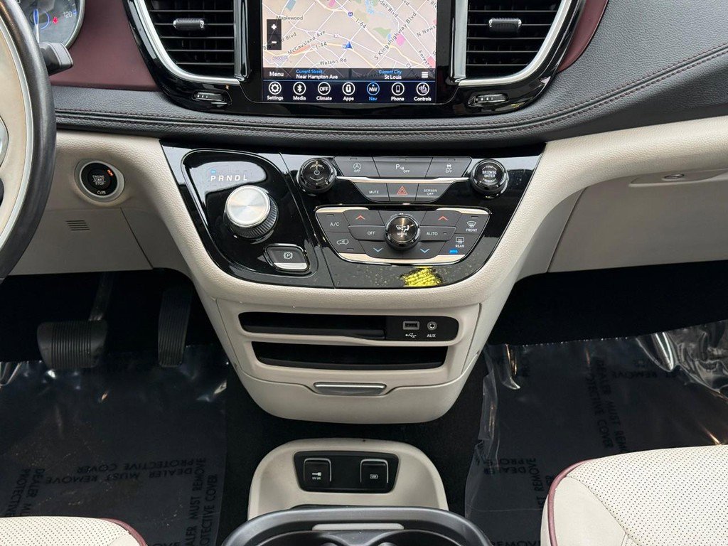 Used 2020 Chrysler Pacifica Limited image 15