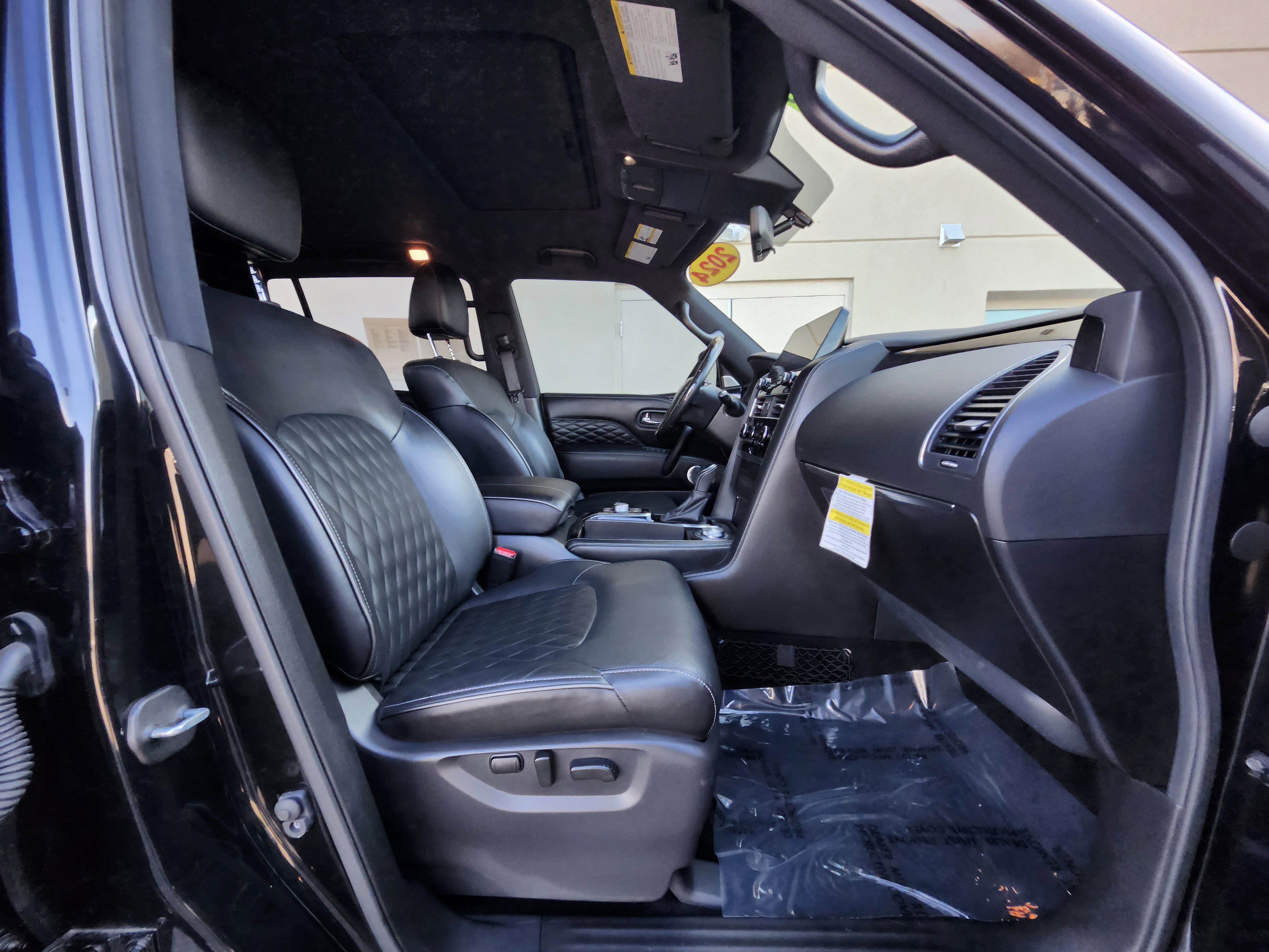 Used 2024 INFINITI QX80 Sensory w/ Cargo Package image 26