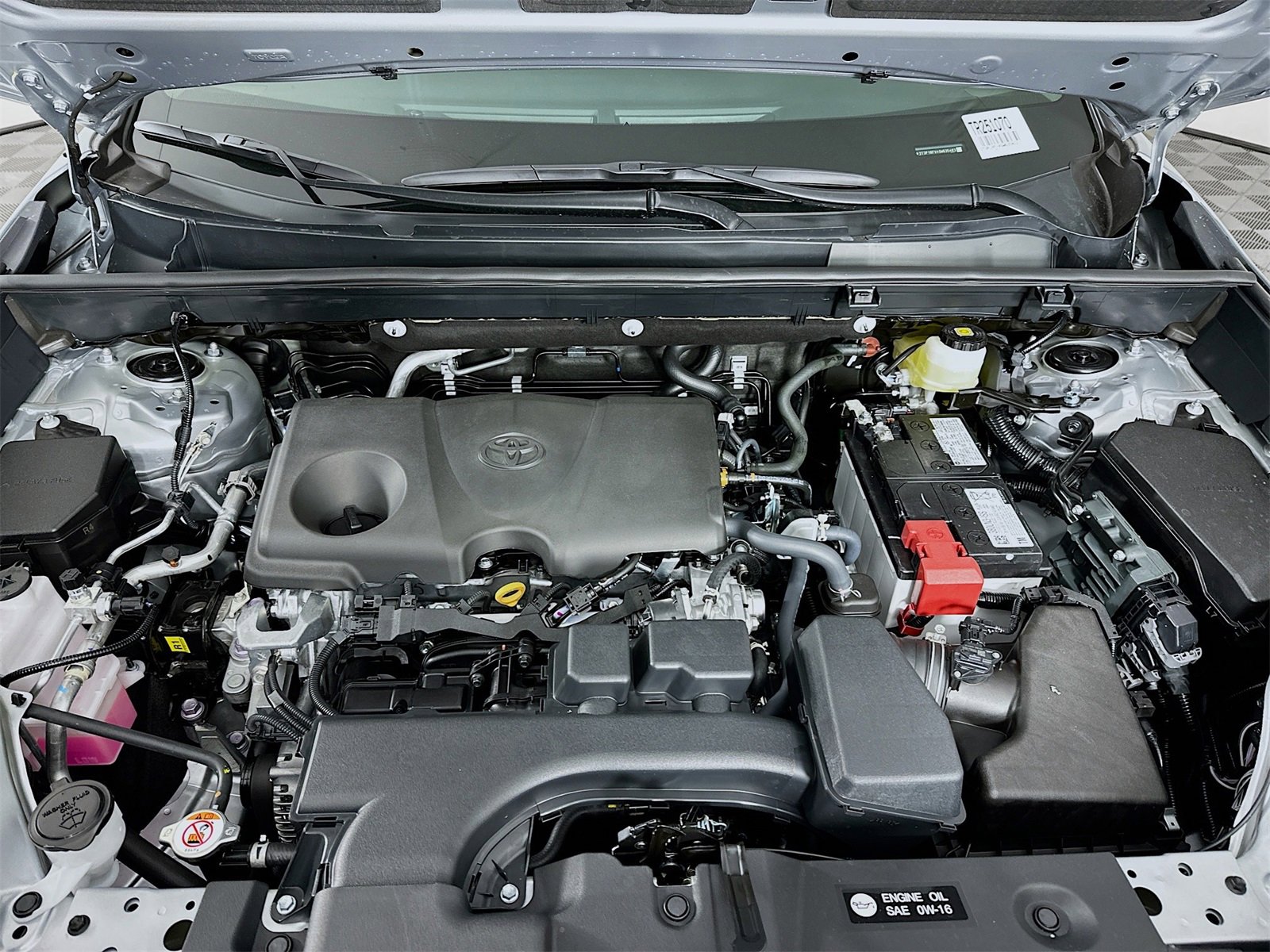 New 2025 Toyota RAV4 XLE image 31