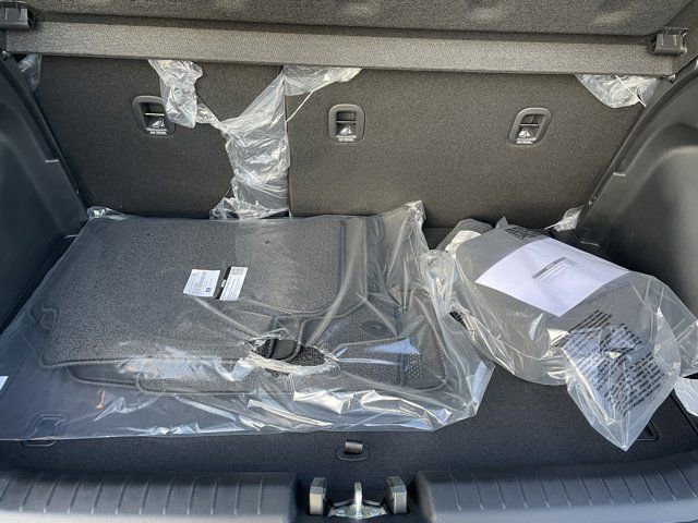 New 2026 Hyundai Venue SE image 14