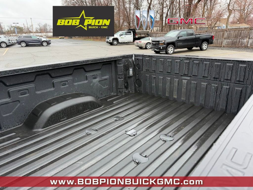 Used 2025 GMC Sierra 3500 AT4 AWD/4WD image 8