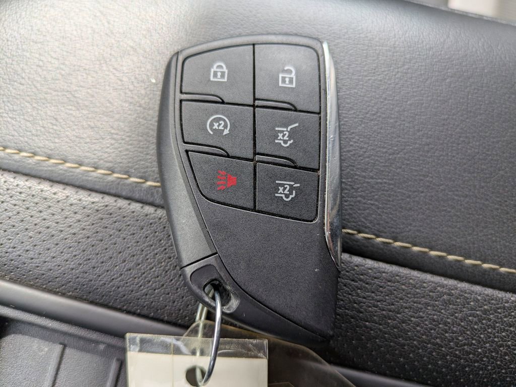 Certified 2024 Chevrolet Suburban Premier image 33