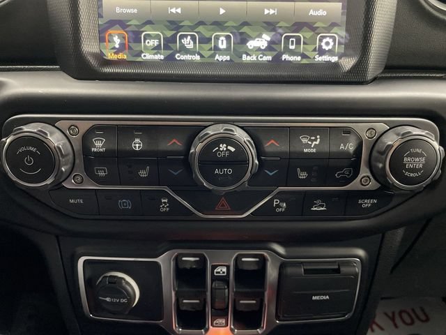 Used 2021 Jeep Wrangler Unlimited Sahara w/ Cold Weather Group AWD/4WD image 21
