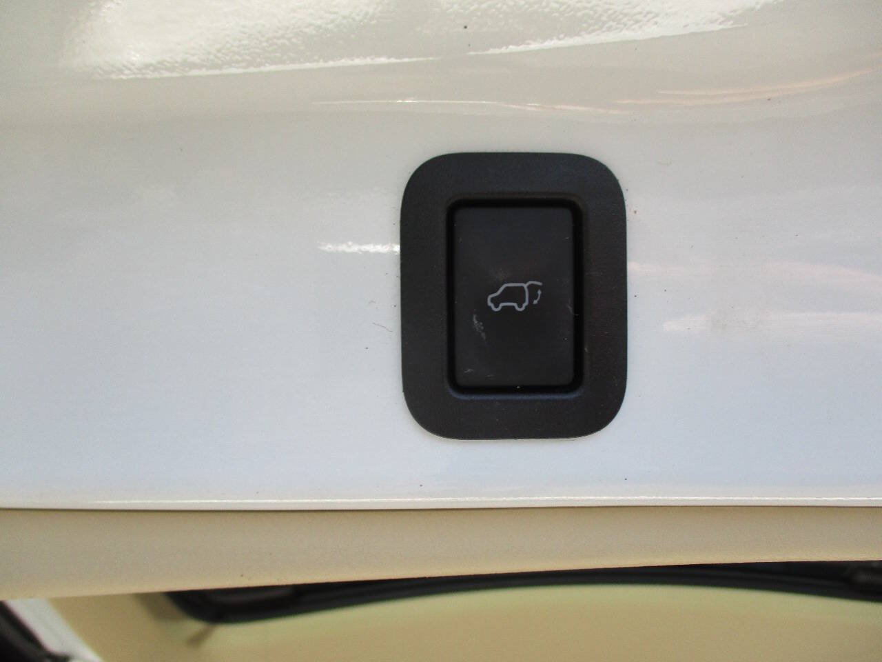 Used 2017 Toyota Highlander XLE FWD image 27