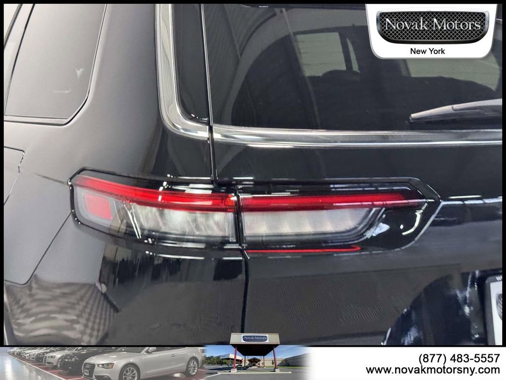 Used 2023 Jeep Grand Cherokee L Limited image 5