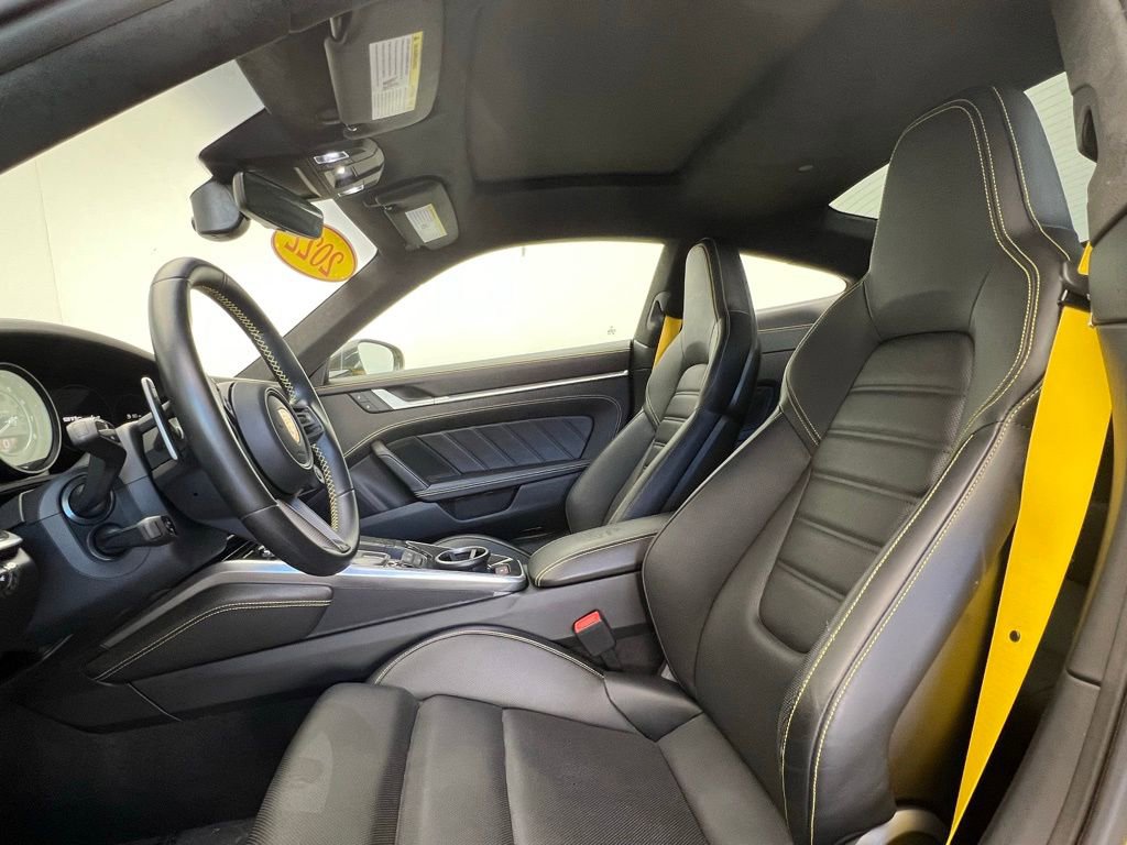 Used 2022 Porsche 911 Turbo w/ 911 Turbo Sportdesign Package image 5
