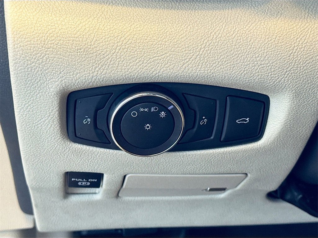 Used 2020 Lincoln Continental Reserve image 10