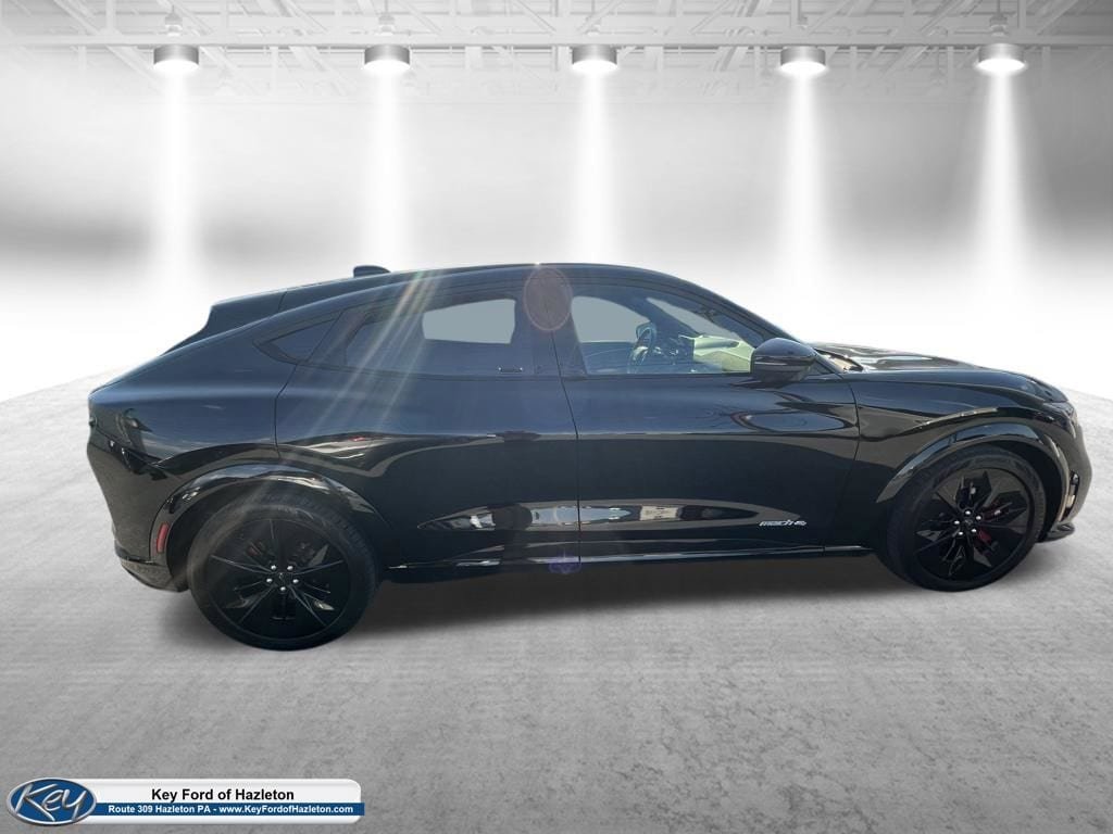 Certified 2025 Ford Mustang Mach-E GT AWD/4WD image 8